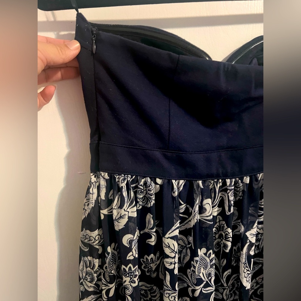 Strapless dress
